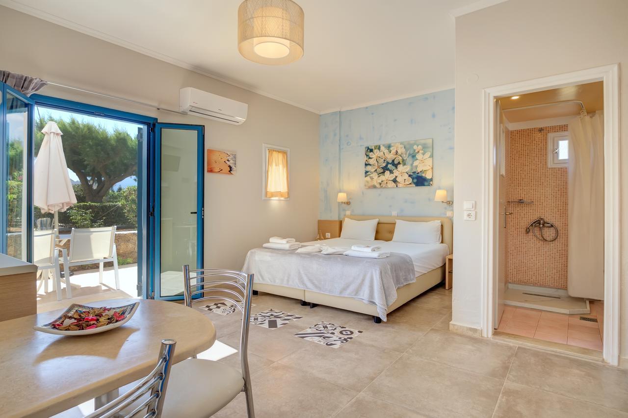Pyrgos Beach Hotel Apartments Малиа Экстерьер фото