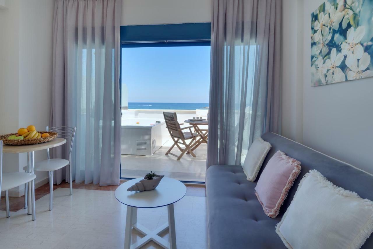 Pyrgos Beach Hotel Apartments Малиа Экстерьер фото