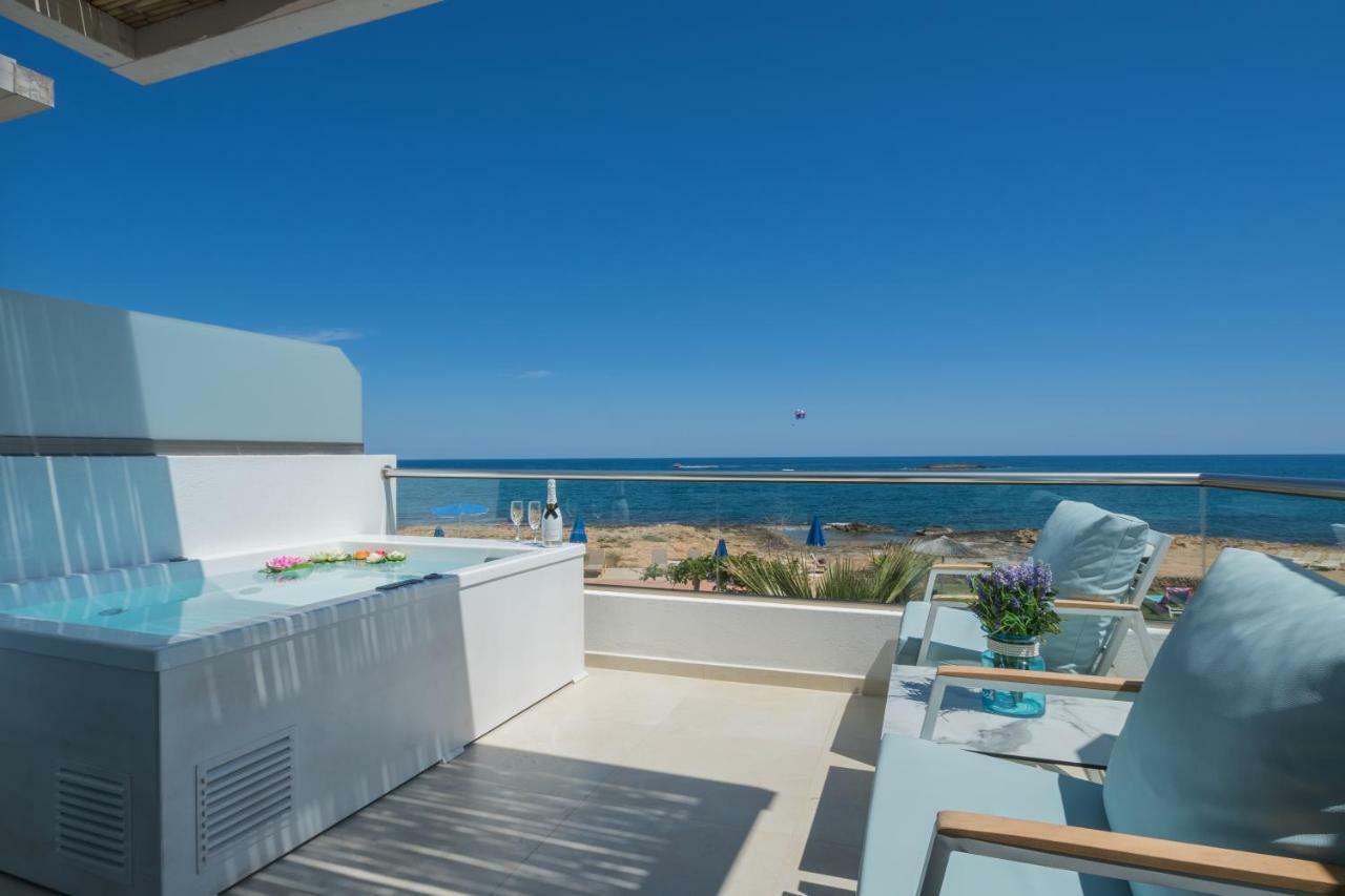 Pyrgos Beach Hotel Apartments Малиа Экстерьер фото
